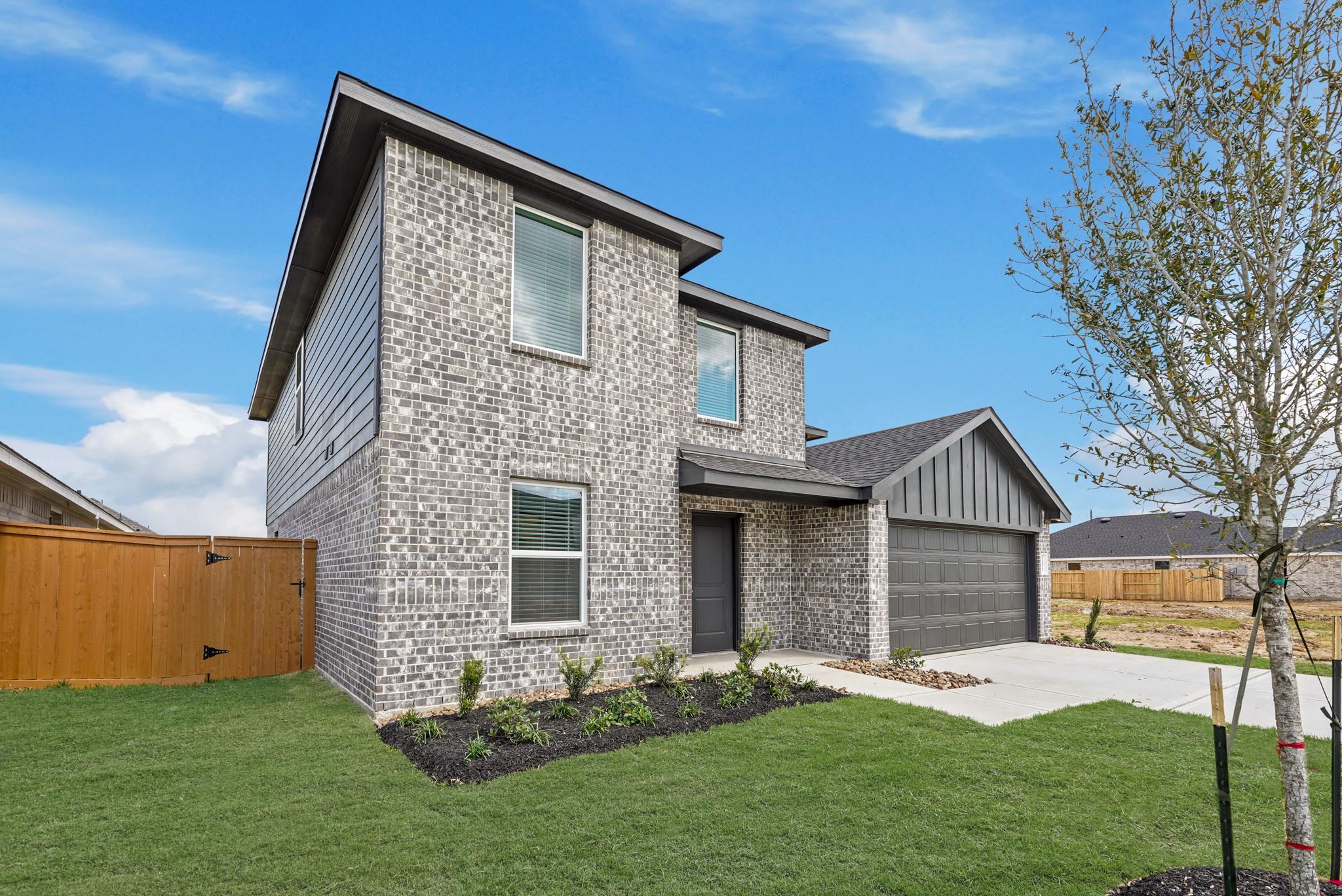 21922 Vernazza Bend