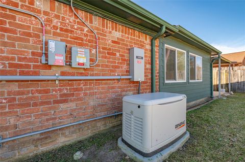 Tiny photo for 13727 Oleoke Lane, Houston, TX 77015 (MLS # 1061078)