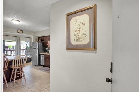 Condo For Sale - 12900 Walden Road Road #620<br/> Montgomery, TX 77356