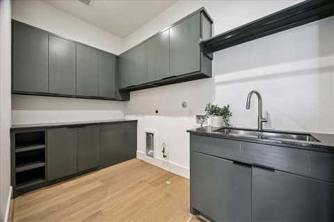 Tiny photo for 335 Harvard Street, Houston, TX 77007 (MLS # 65070979)