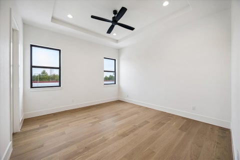 Tiny photo for 335 Harvard Street, Houston, TX 77007 (MLS # 65070979)