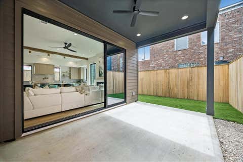 Tiny photo for 335 Harvard Street, Houston, TX 77007 (MLS # 65070979)