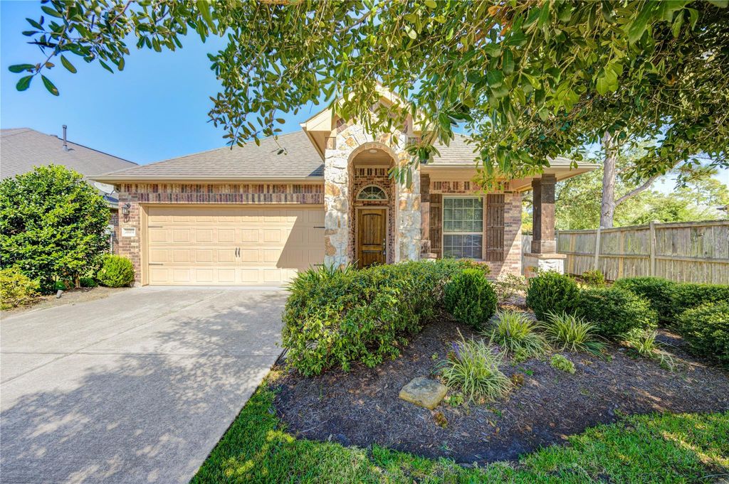 Photo of 19306 Boulder Bay Lane, Humble, TX 77346 (MLS # 4483447)
