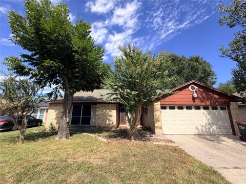 Photo of 2731 Flintrock Circle, Houston, TX 77067 (MLS # 94486368)