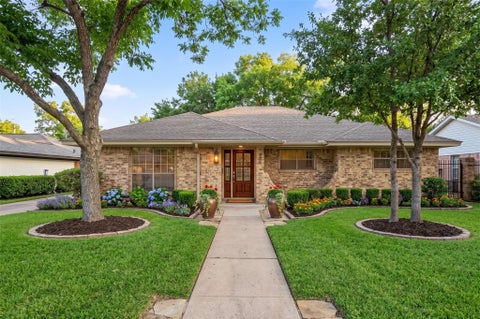 Homes For Sale - 5311 Alba Road<br/> Houston, TX 77091