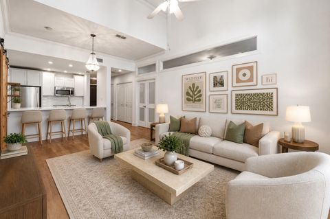 Photo of 1010 Rosine Street #43, Houston, TX 77019 (MLS # 61694379)