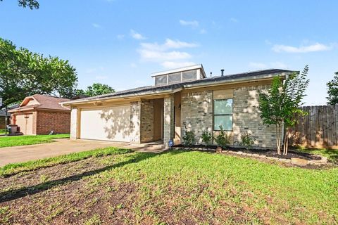 Photo of 1227 Mission Drive, La Porte, TX 77571 (MLS # 45872501)