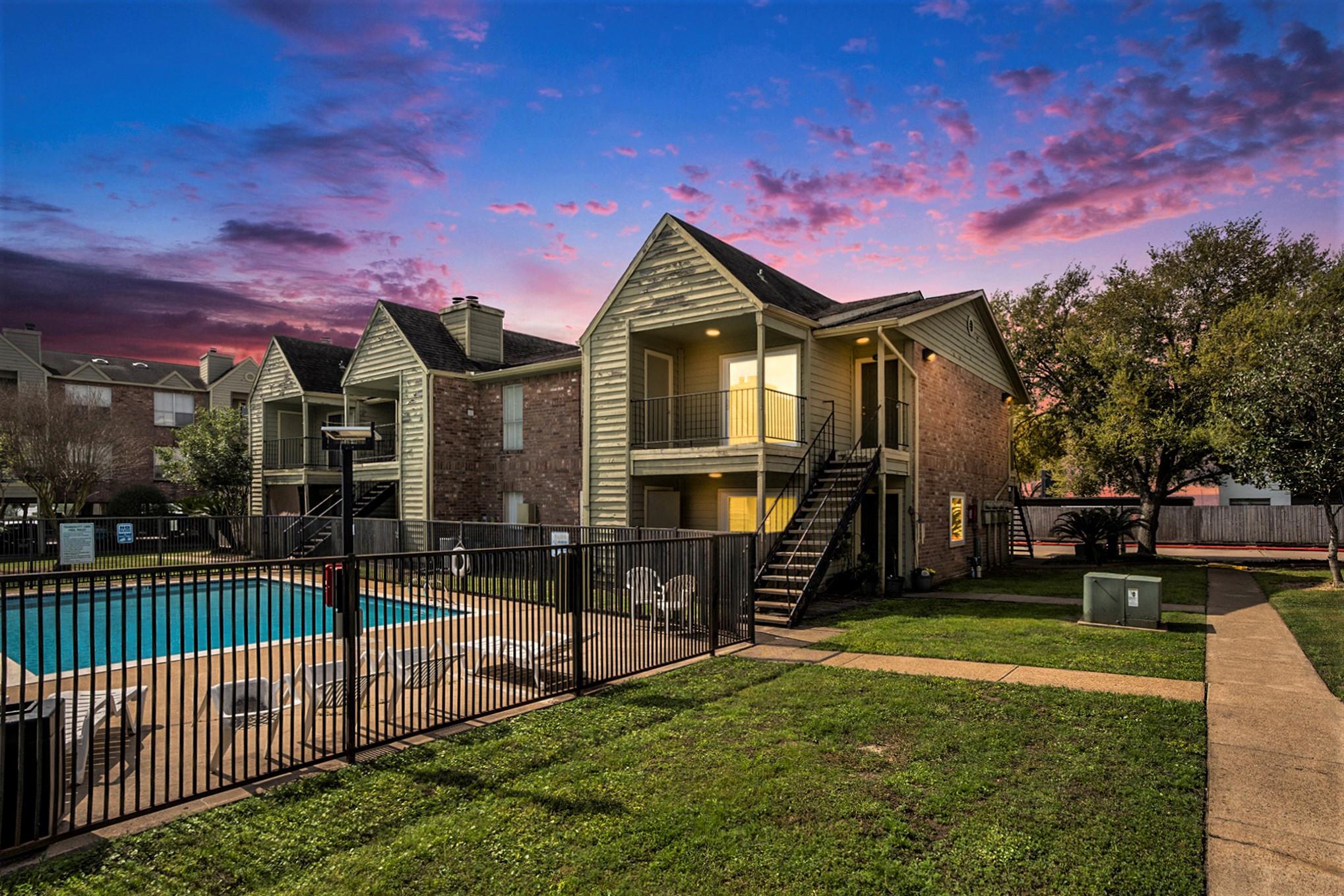 18800 Egret Bay Boulevard 306