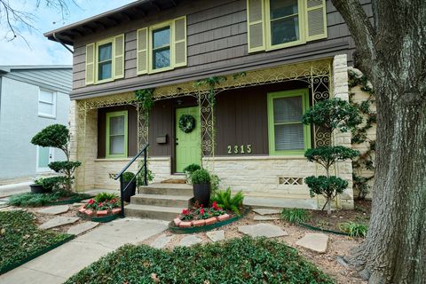Photo of 2315 Branard Street, Houston, TX 77098 (MLS # 31323592)