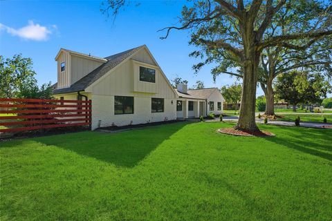 Tiny photo for 8102 Gulick Lane, Houston, TX 77075 (MLS # 31983699)