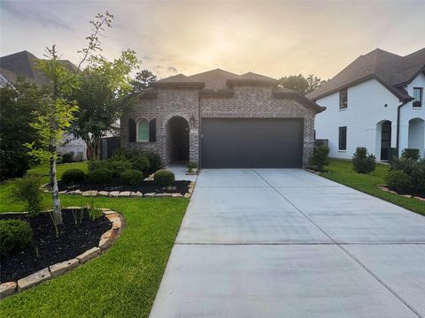Photo of 331 Great Hills Drive, Montgomery, TX 77316 (MLS # 96359013)