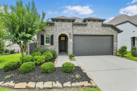 Photo of 331 Great Hills Drive, Montgomery, TX 77316 (MLS # 96359013)