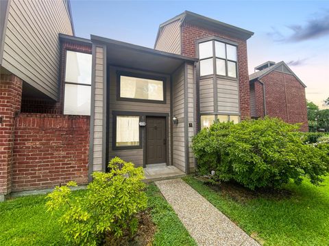 Photo of 7447 Cambridge Street #71, Houston, TX 77054 (MLS # 6896155)