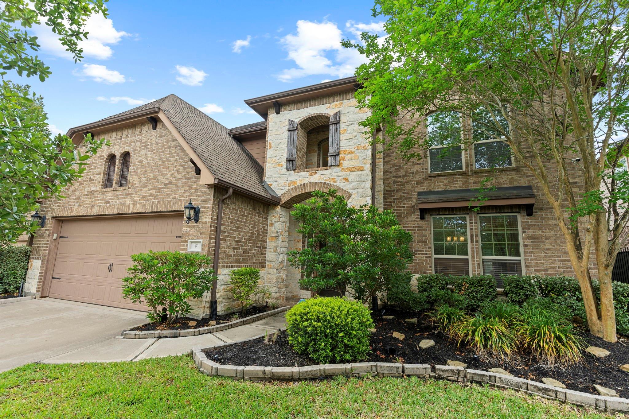 6 Pilot Rock Place