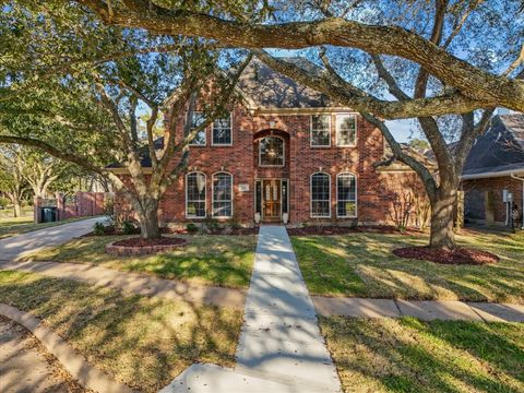 Photo of 2210 Crimson Cove Court, League City, TX 77573 (MLS # 82133859)
