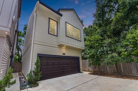 Photo of 733 Janisch Road, Houston, TX 77018 (MLS # 40200512)