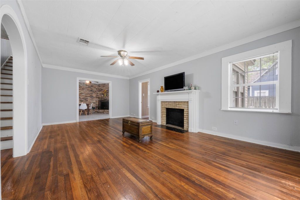 Photo of 318 12th Avenue N, Texas City, TX 77590 (MLS # 13083917)