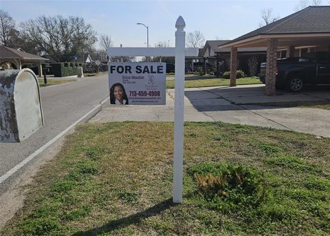 Tiny photo for 4106 Wedgewood Street, Houston, TX 77093 (MLS # 23284426)