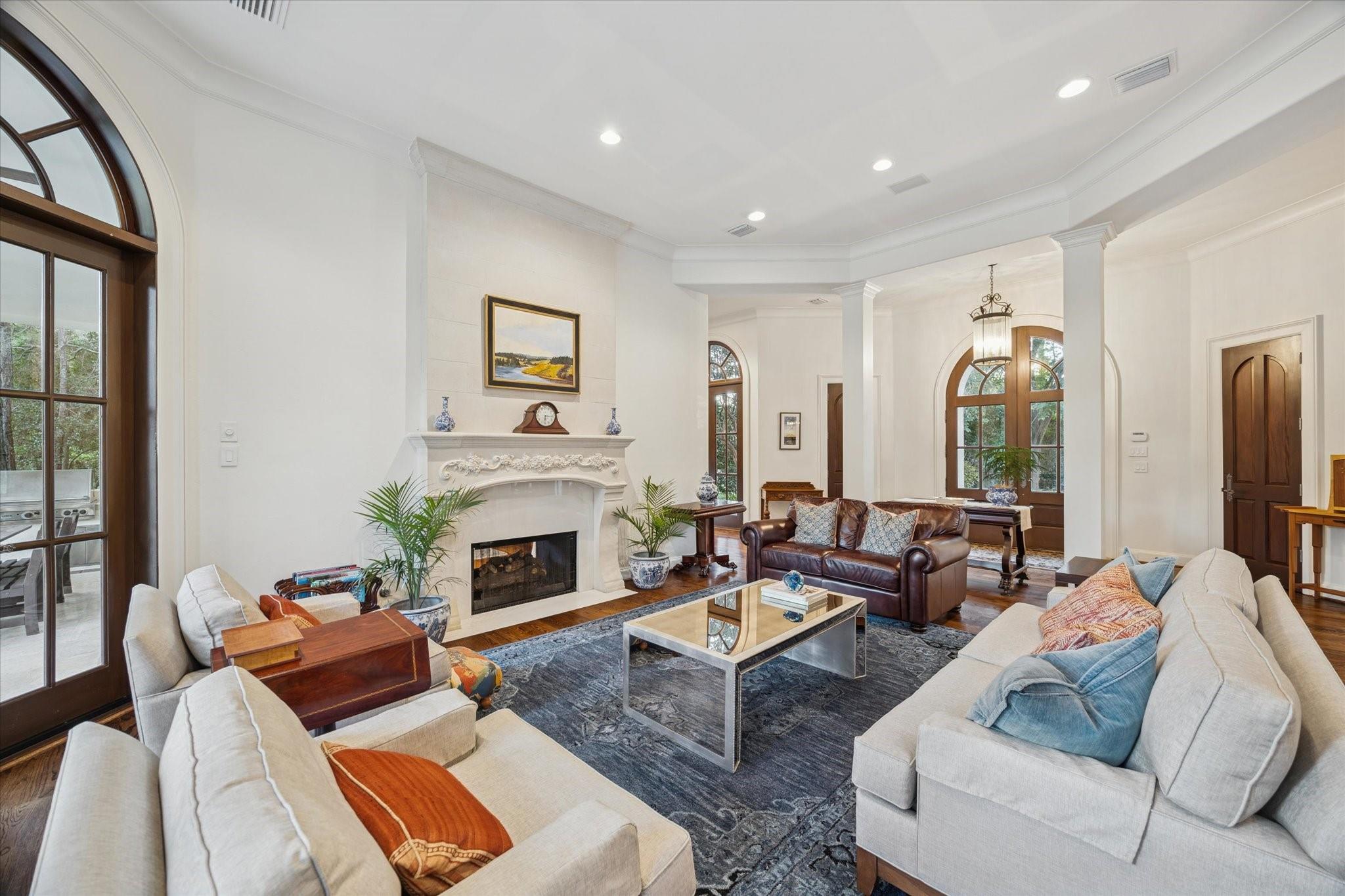 47 N Regent Oak