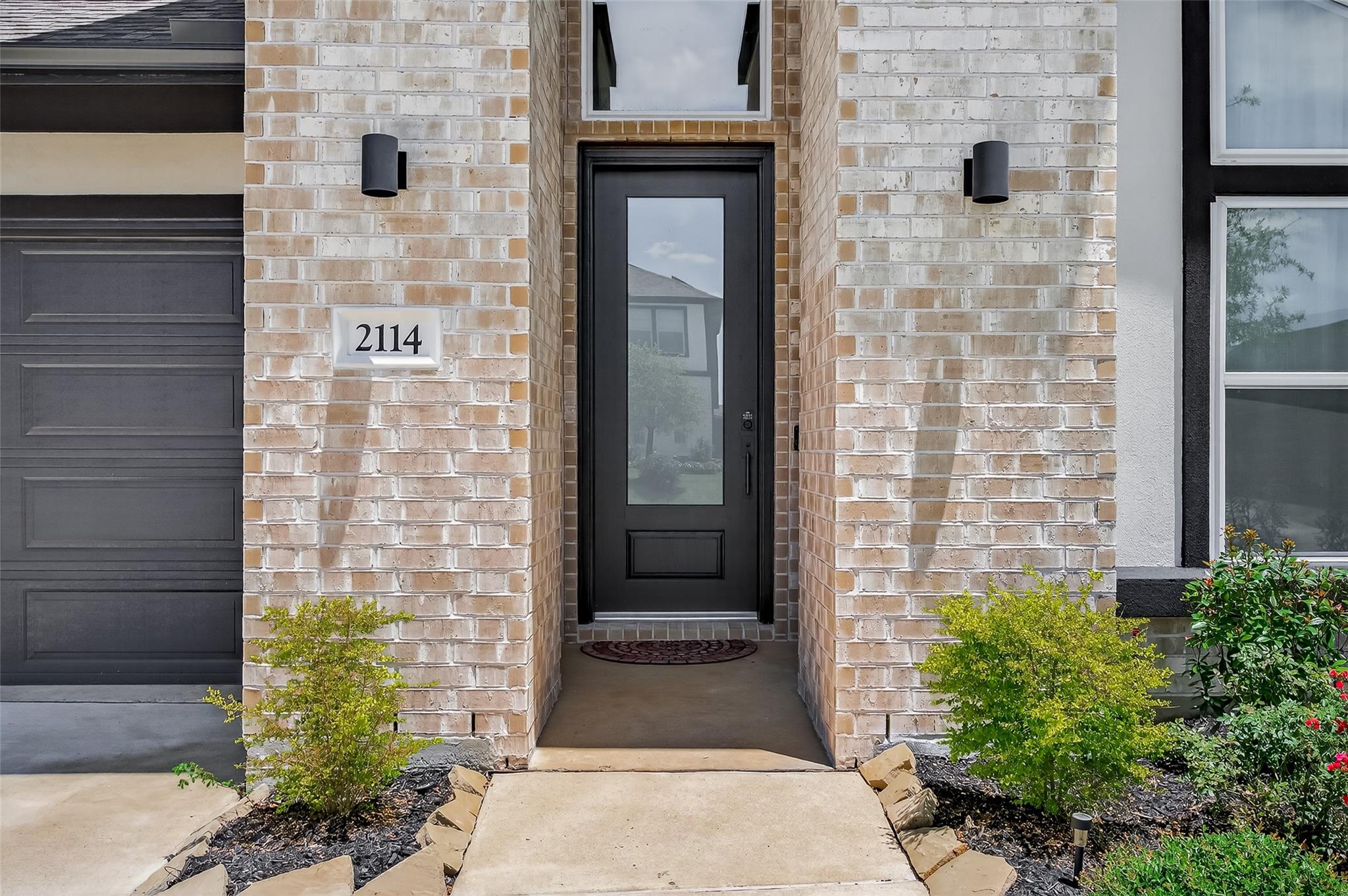 2114 Cool Greens Street