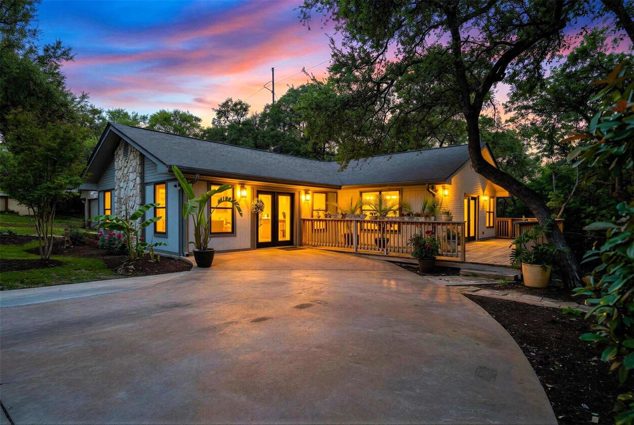 1217 Cr 132b Oak Springs Rd