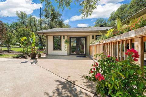 1217 Cr 132b Oak Springs Rd Kingsland TX 78639