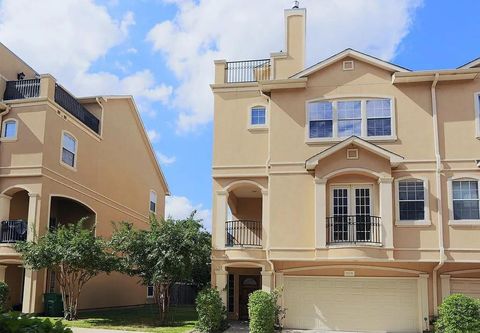 Photo of 5615 Winsome Villas Lane #H, Houston, TX 77057 (MLS # 10793263)