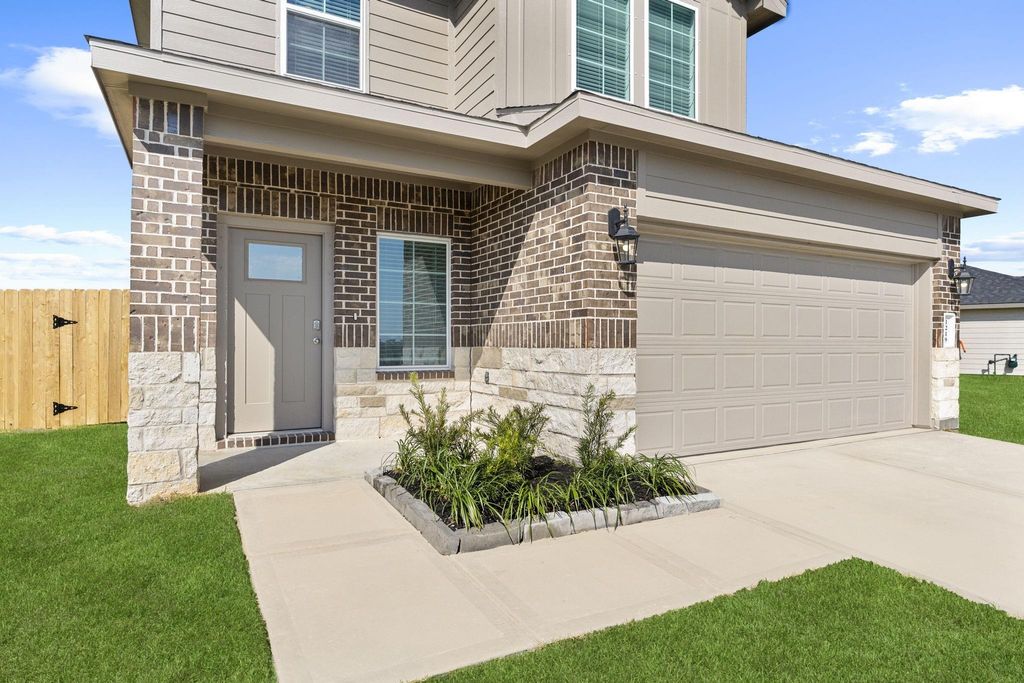 Photo of 1020 River Coral, Alvin, TX 77511 (MLS # 36978466)
