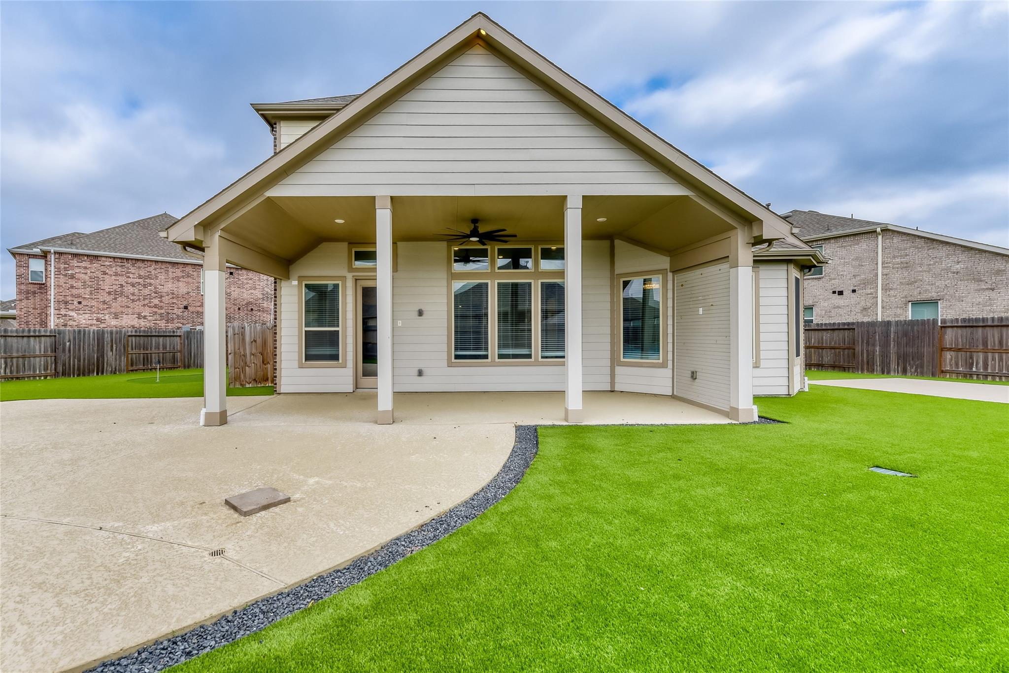 7603 Royal Oasis Lane
