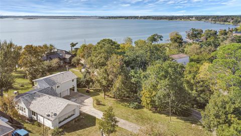 Photo of 404 S Burnett Drive, Baytown, TX 77520 (MLS # 43777662)