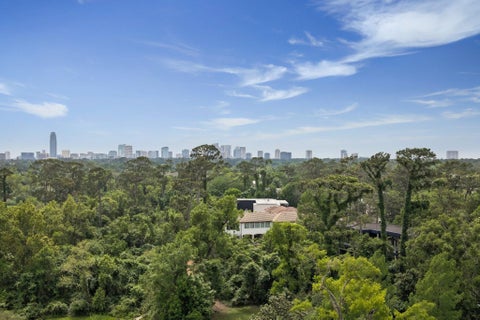 Homes For Sale - 101 Westcott Street #905<br/> Houston, TX 77007