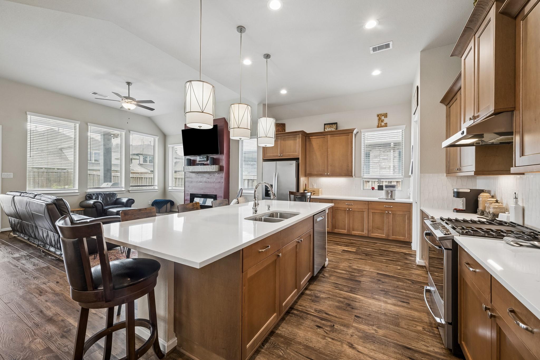 7829 Charter Hill Drive