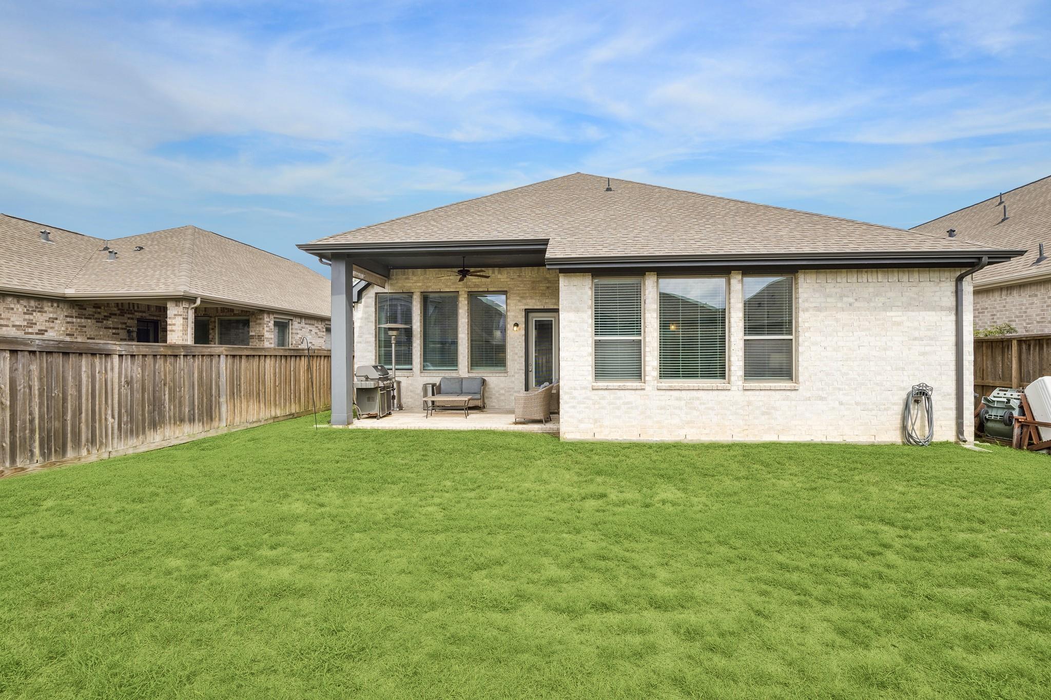 7829 Charter Hill Drive