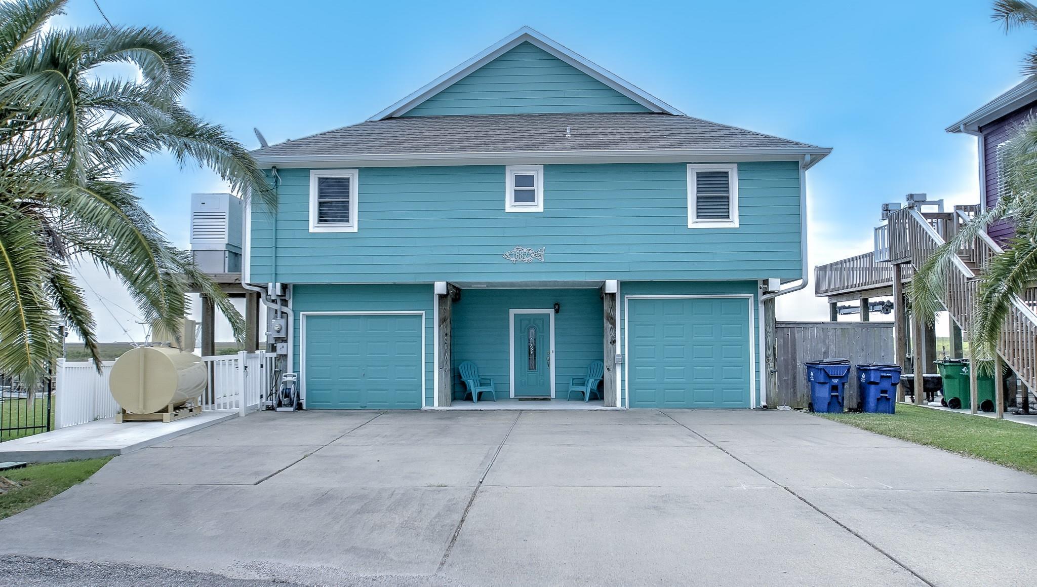 1682 Blue Water Drive Drive