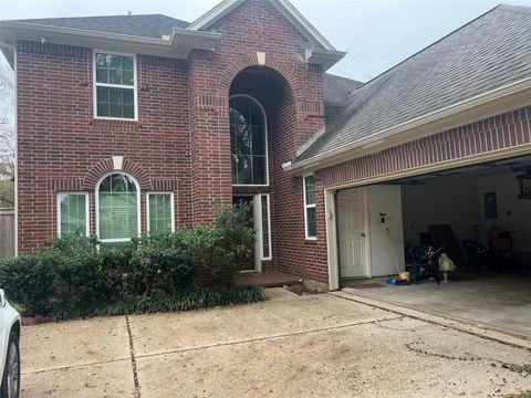 Photo of 15319 Truslow Point Lane, Sugar Land, TX 77478 (MLS # 19721859)