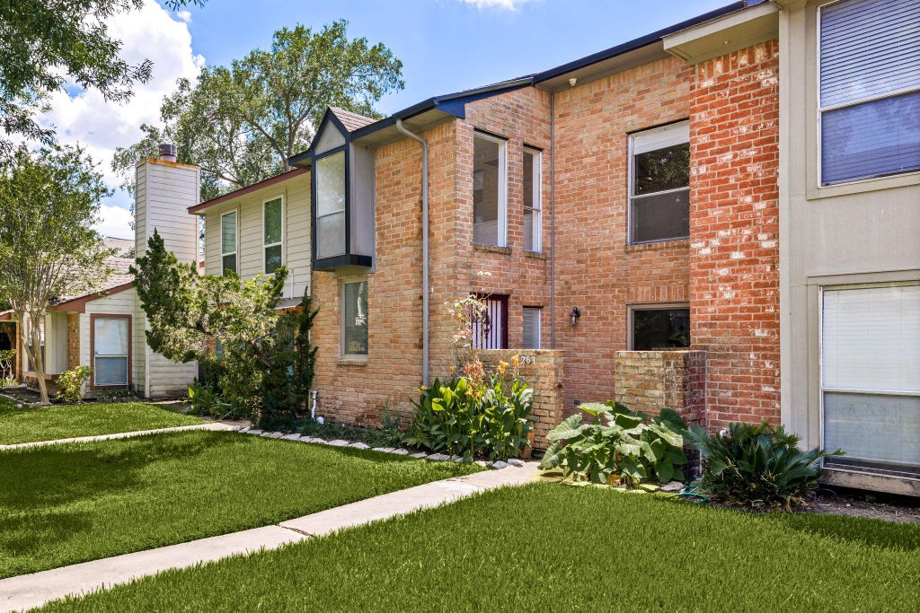 Photo of 9263 Westwood Village Drive #50, Houston, TX 77036 (MLS # 61052265)