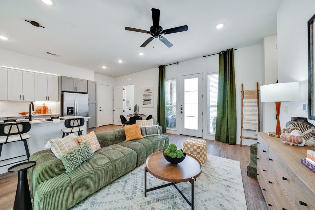 Photo of 1601 Mustang Drive, Marble Falls, TX 78654 (MLS # 66025045)