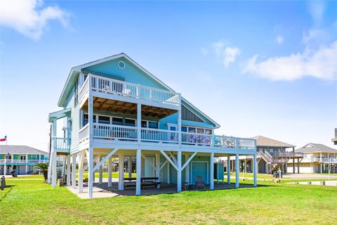 Homes For Sale - 3040 Carioca Court<br/> Galveston County, Crystal Beach, TX 77650
