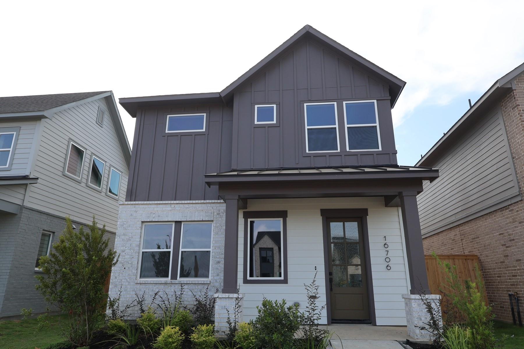 16706 Vibrant Avenue