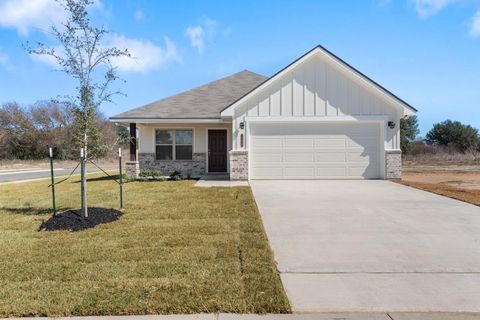 Photo of 1236 High Street, Navasota, TX 77868 (MLS # 53825423)