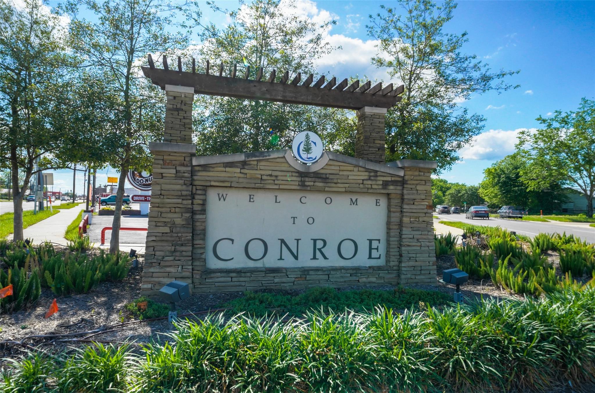 406 E Phillips Street