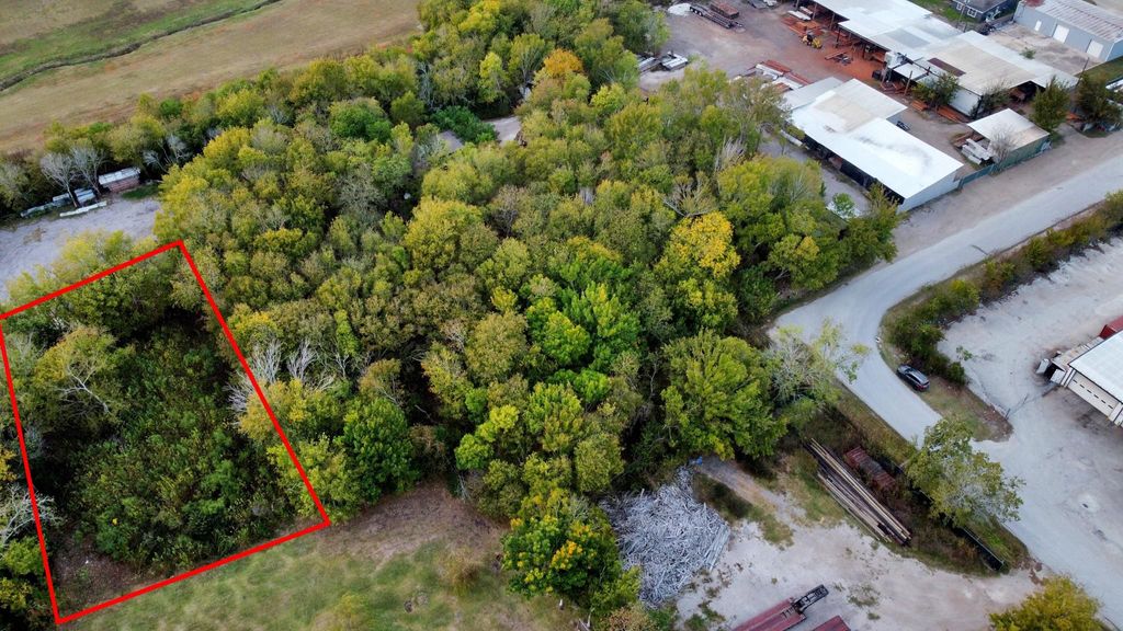 Photo of 0 12th Street, La Porte, TX 77571 (MLS # 84268893)