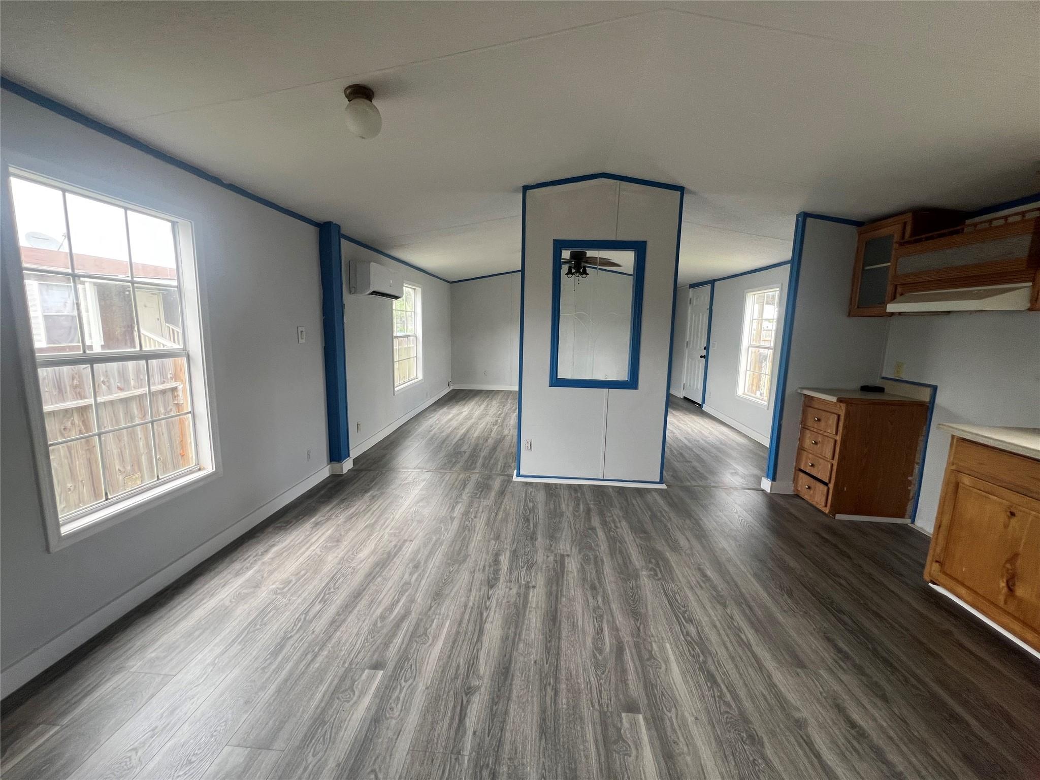 2525 Oyster Creek Bend