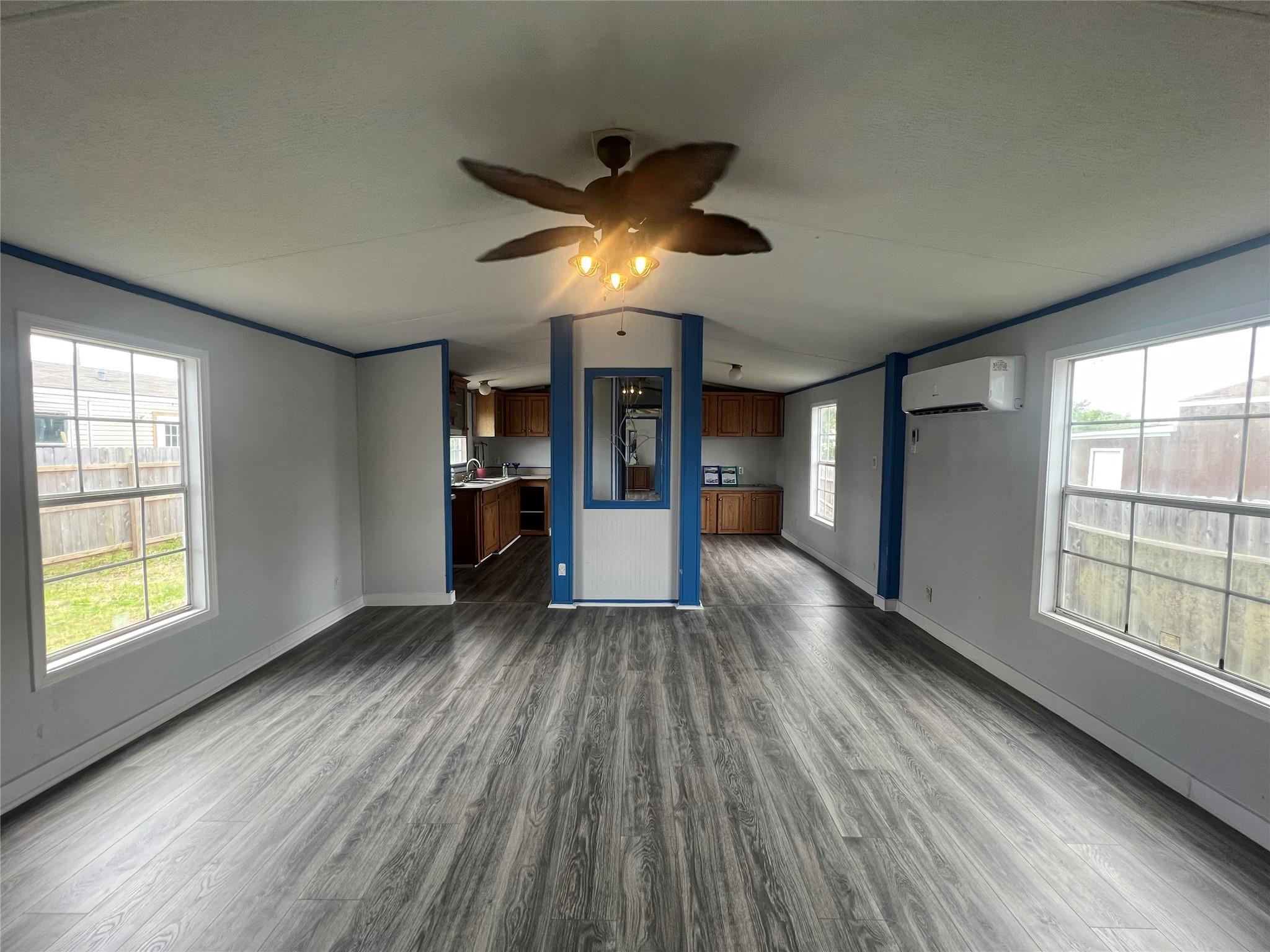 2525 Oyster Creek Bend