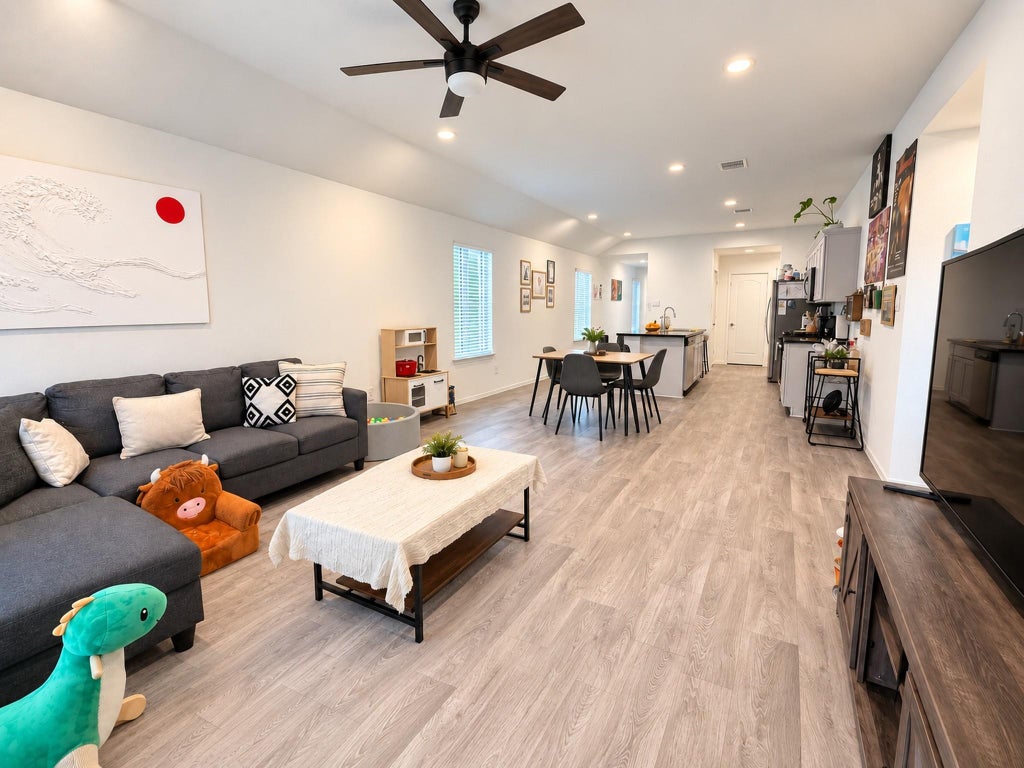 Photo of 24215 Oriole Summit Drive, Spring, TX 77373 (MLS # 15897358)