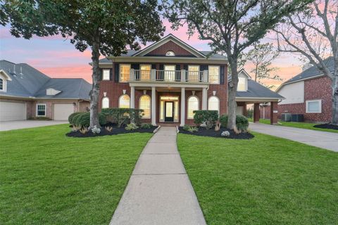 Photo of 24403 Falcon Point Drive, Katy, TX 77494 (MLS # 34090105)