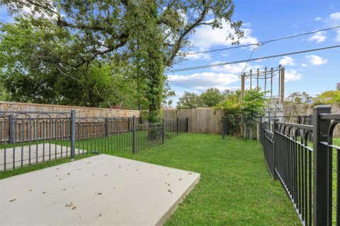 Tiny photo for 3227 Real Street #B, Houston, TX 77087 (MLS # 18936761)