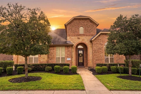 Photo of 13920 N Lake Branch Lane, Houston, TX 77044 (MLS # 64251172)