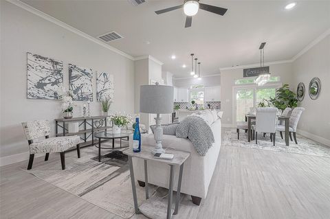 Photo of 7108 Saint Augustine Street, Houston, TX 77021 (MLS # 92191649)