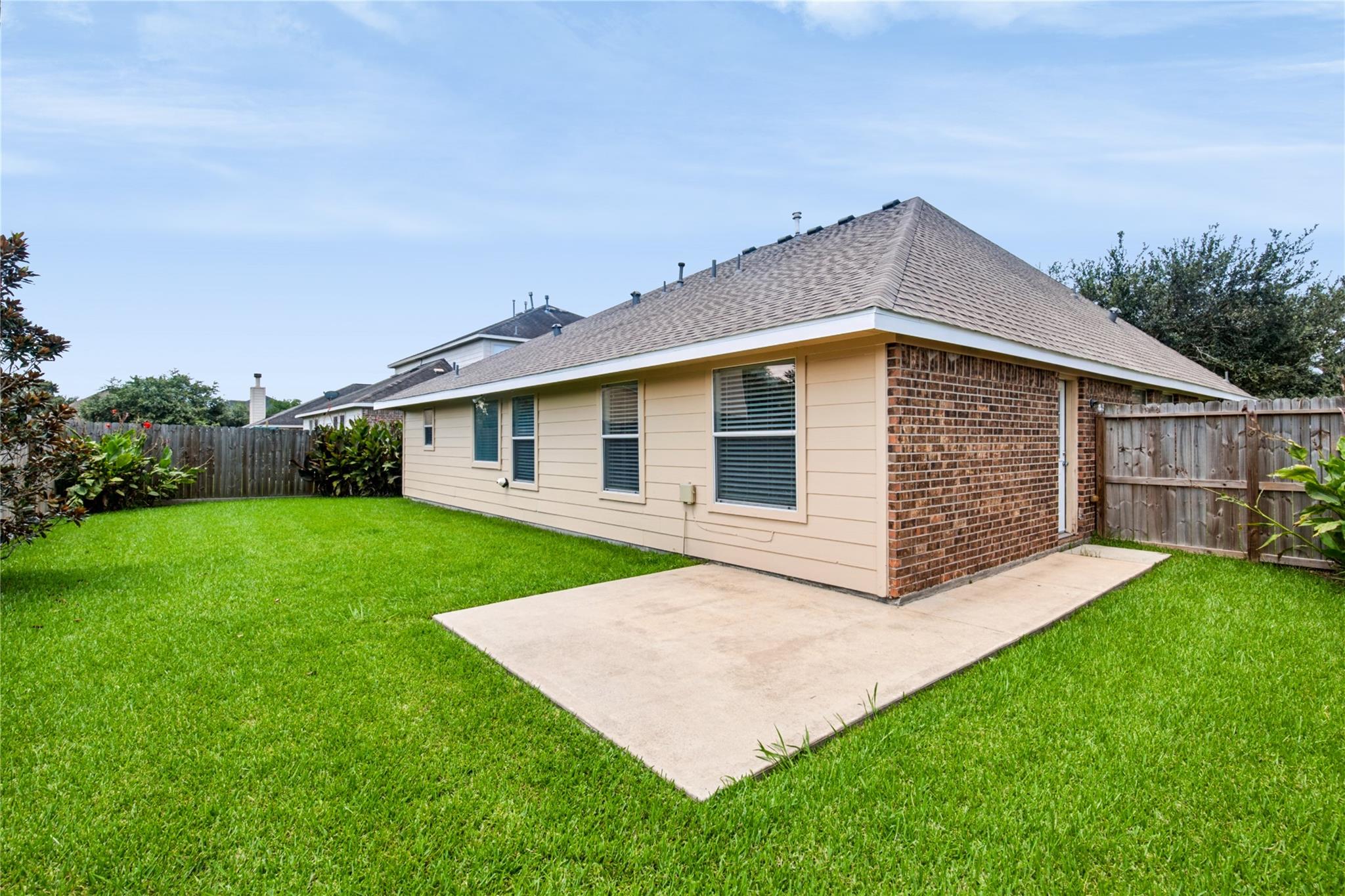 6414 Larrycrest Drive